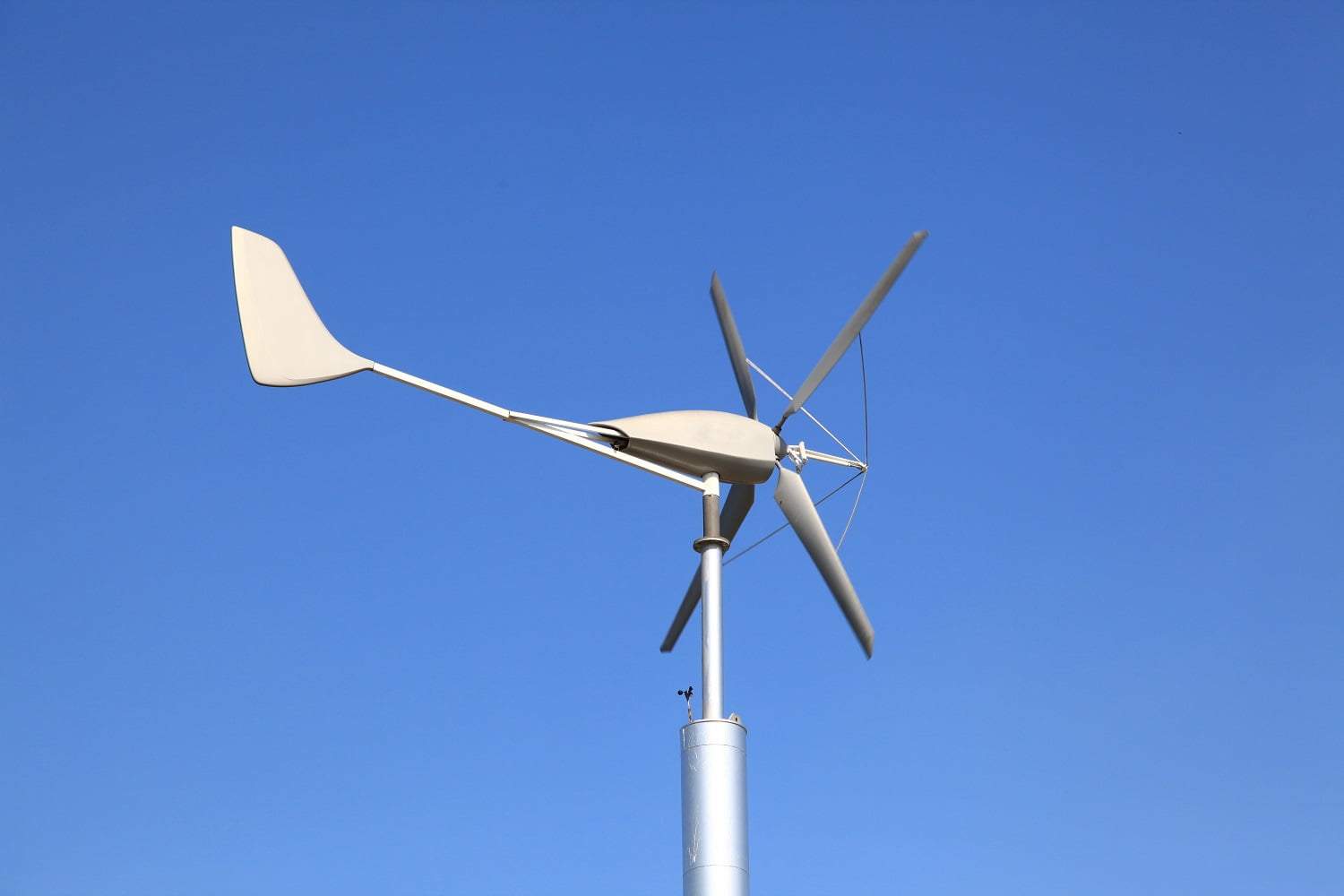Wind Turbine using as Green Power and Energy