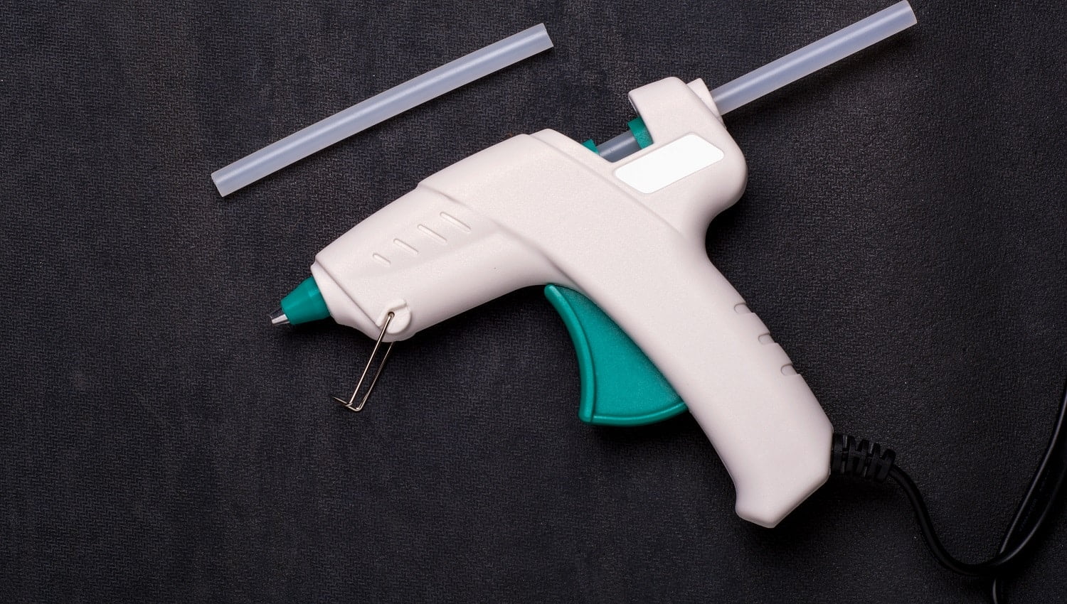 AdTech High Temp Premium Hot Glue Gun Full Size 40 Watts - White 