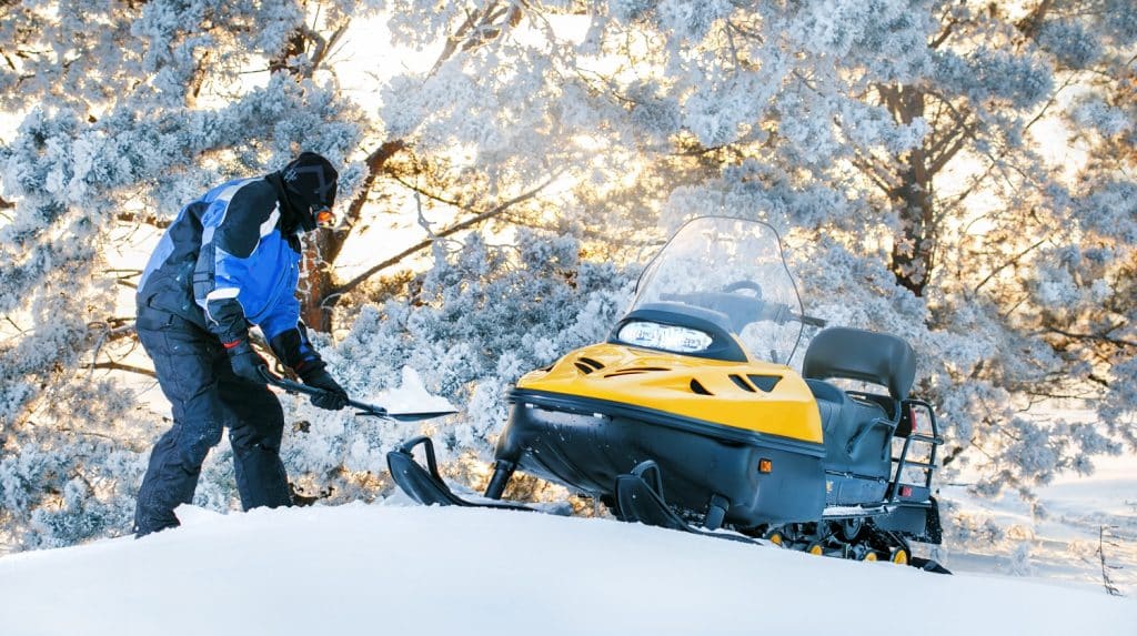 10 Best Snowmobile Lifts Reviews + Guide