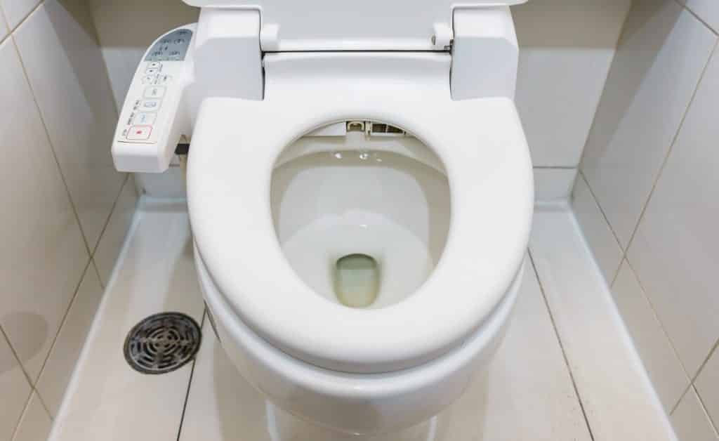 5 Best Soft Close Toilet Seats Reviews + Guide