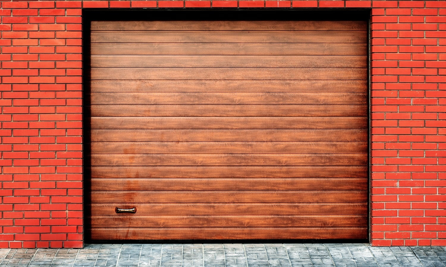 9 Best Garage Door Seals | Reviews & Buyer’s Guide