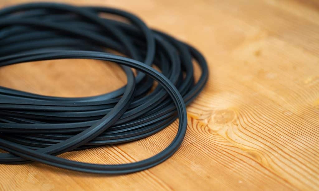 9 Best Garage Door Seals Reviews + Guide