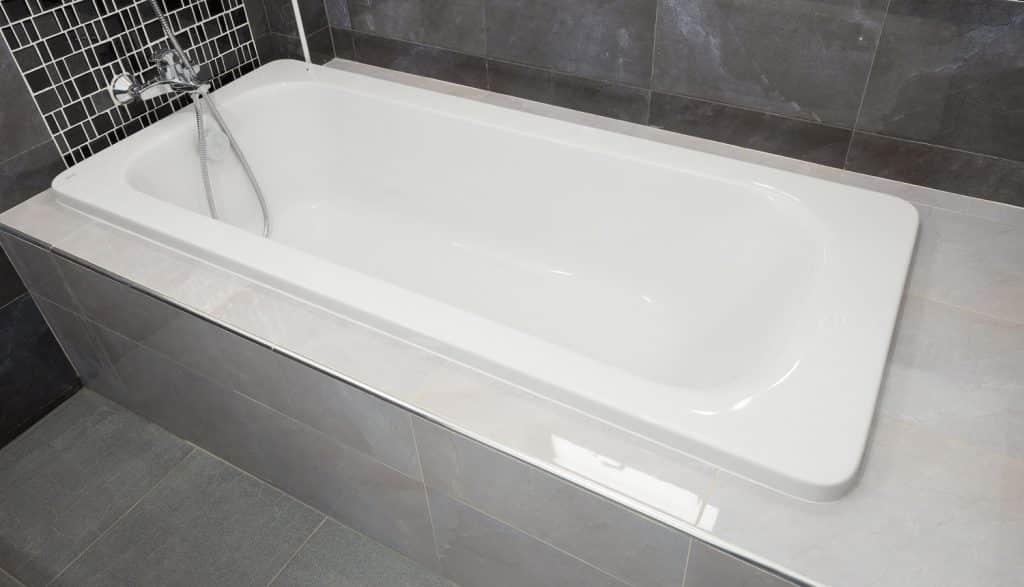 9 Best Alcove Bathtubs Of 2023 Reviews & Buying Guide