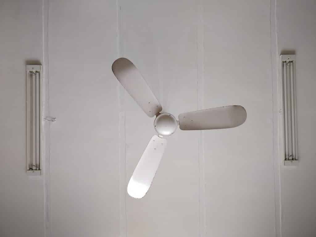 Do Ceiling Fans Use A Lot Of Electricity? [No, Not Really]