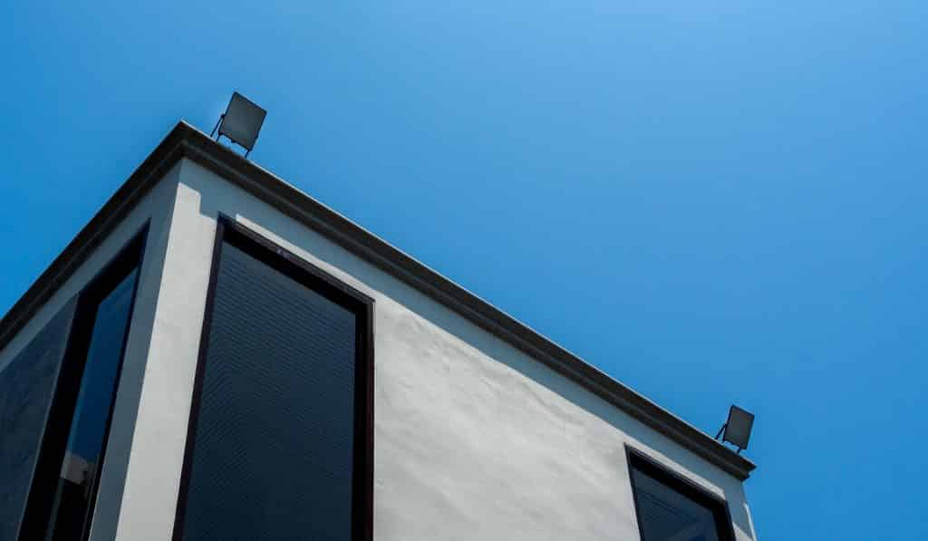 Flood Light Bulb Types 101 [All You Need To Know]