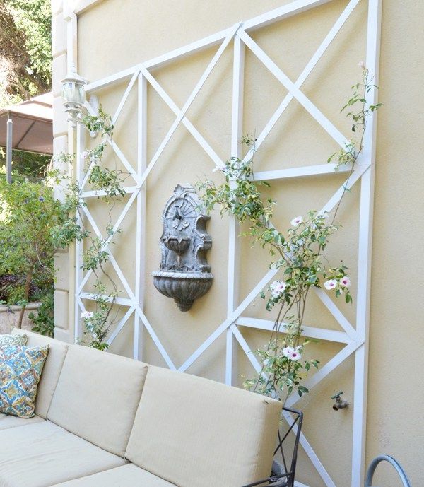 Criss-cross Wall Trellis