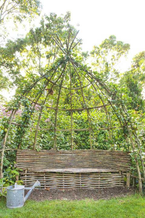 Willow Garden Trellis with Bench