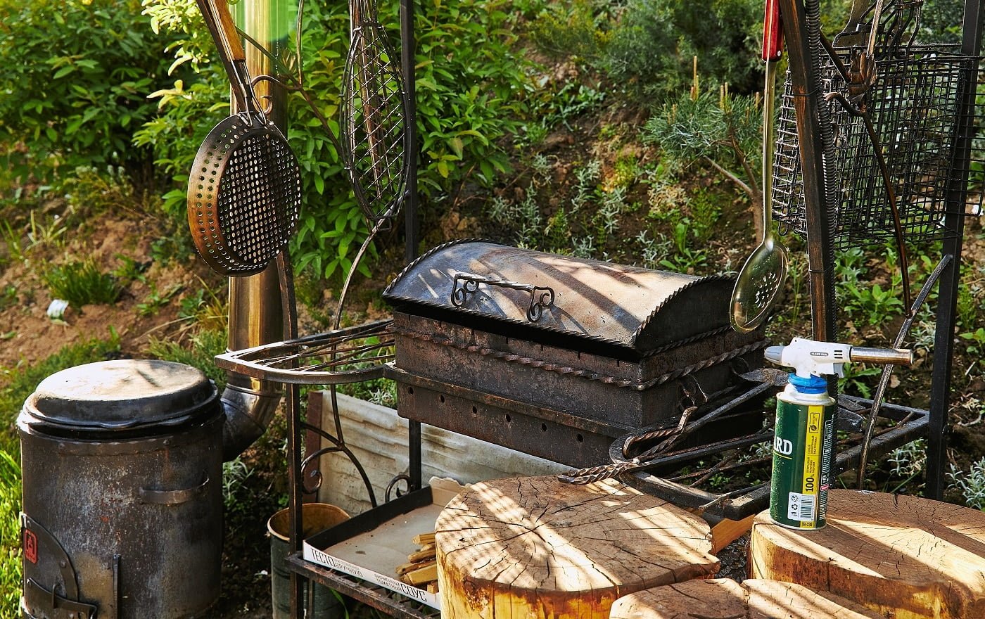 Barbecue grill as a outdoor appliance.