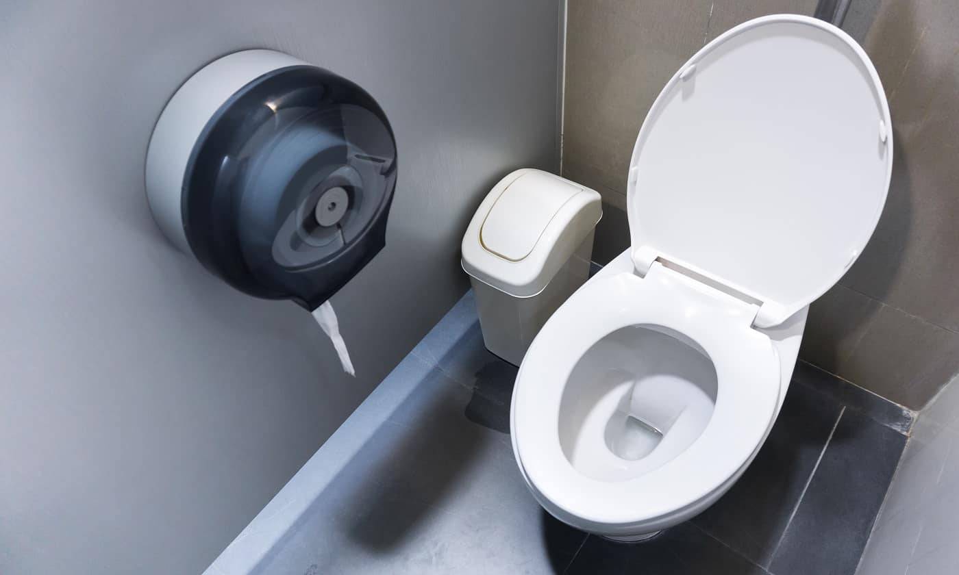 9 Best Toilet Clog Remover Of 2023 [Reviewed & Buyer’s Guide]