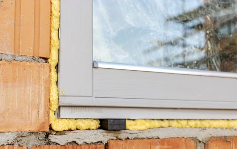 8 Best Window Insulation Kit [Reviewed+Buyer's Guide]