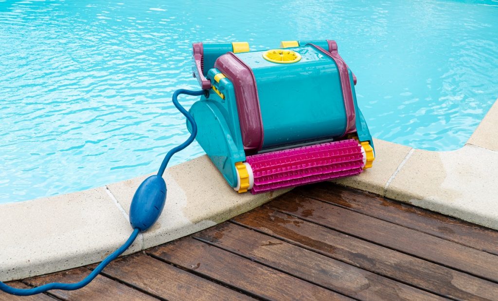 Aquabot X4 Robotic Pool Cleaner Reviews + Guide