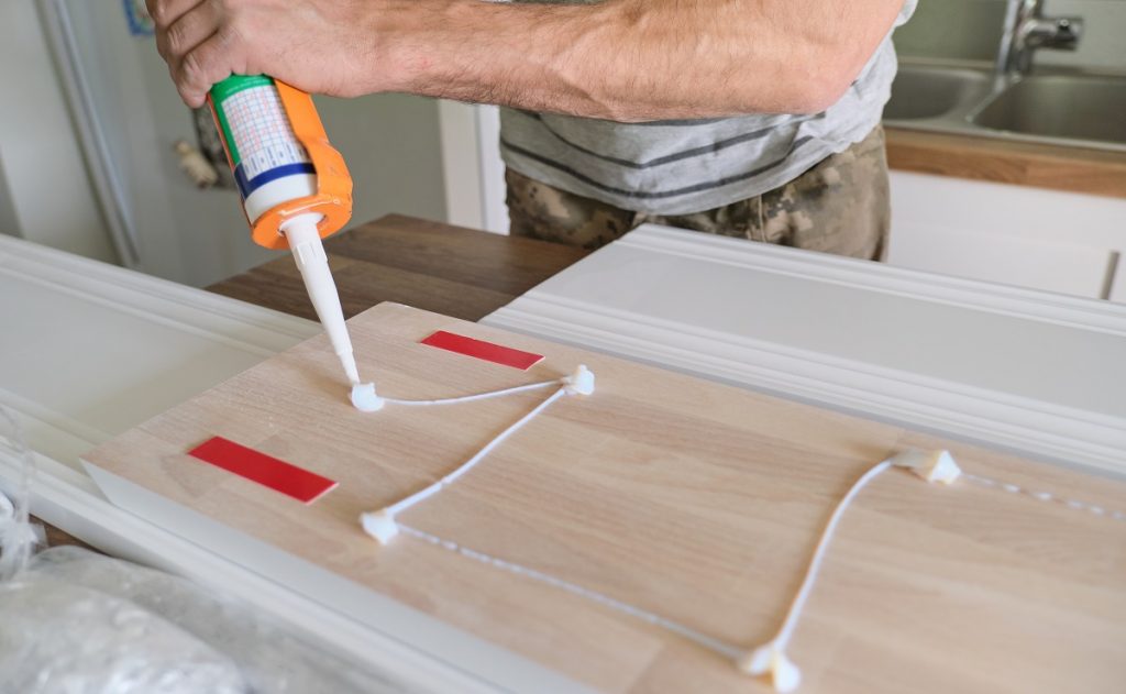 7 Best Glue For MDF Reviews + Guide