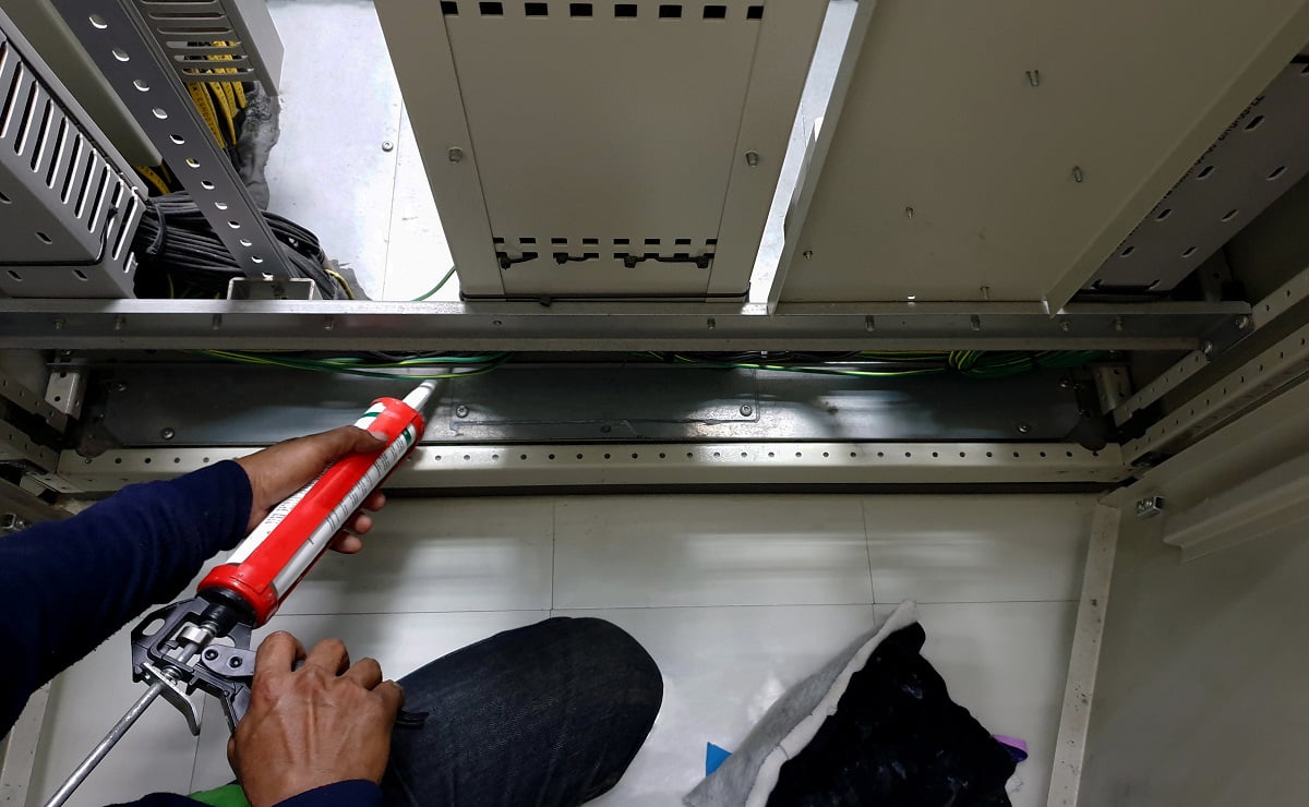 5 Best Glue For Silicone Reviews + Guide