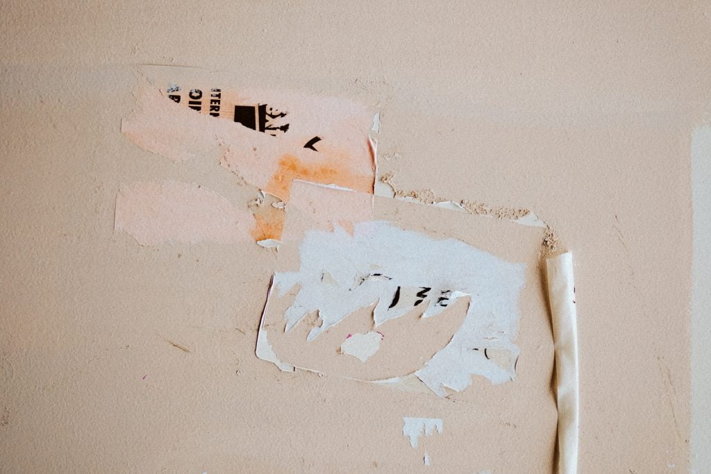 How To Get Poster Putty Off Walls