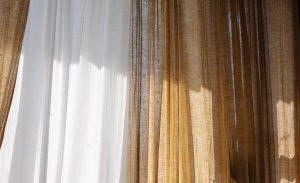 How To Solve The Problem Of Bay Window Curtains