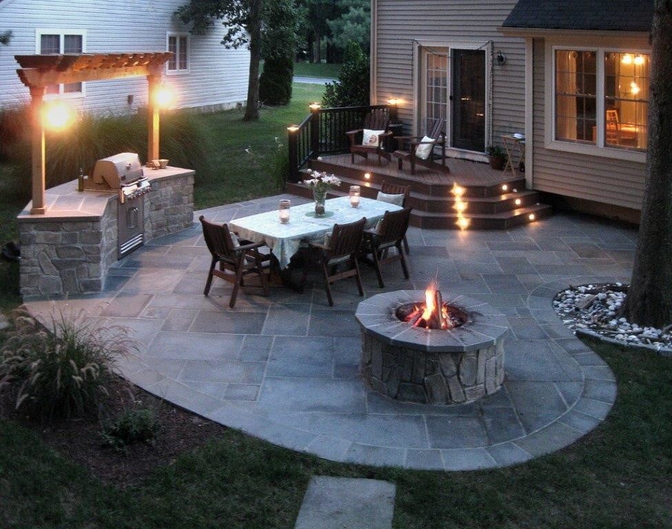 Backyard Paver Patio With Grill