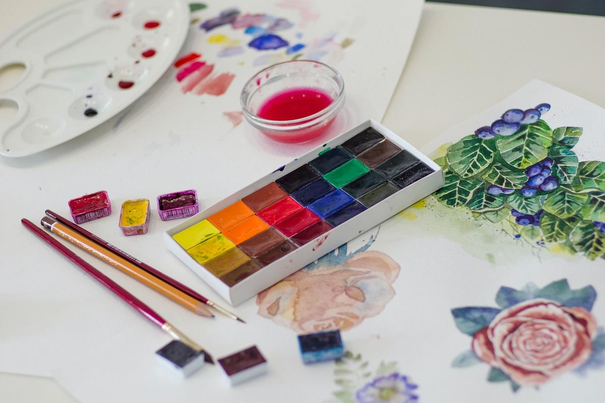 Types Of Watercolor Paints