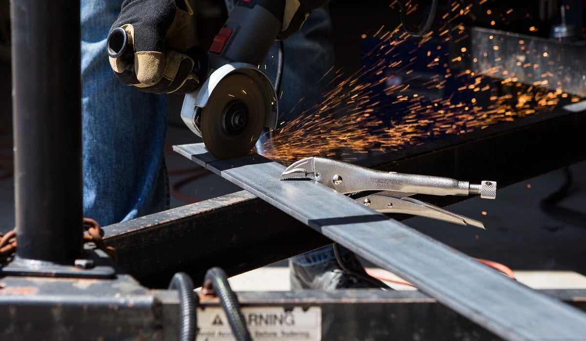 How To Use An Angle Grinder