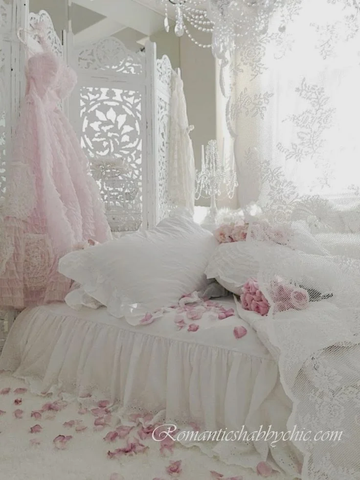 Dreamy All White Bedroom 