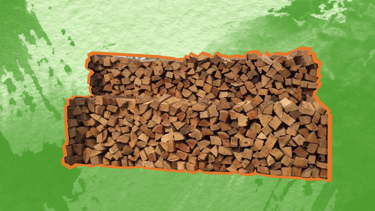 How Much Firewood Is In A Cord + How To Store It